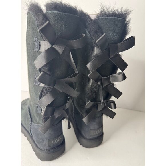UGG Bailey Bow II Black Shearling Boot Women's US 5 EU 36 UK 3 NIB - Picture 6 of 8